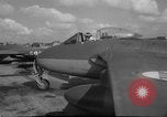 Standbild De Havilland Vampire Düsenflugzeuge Holland Niederlande, 1951, aus Sekunde 13 historischem Filmmaterial Videoclip 65675048595