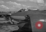 Standbild De Havilland Vampire Düsenflugzeuge Holland Niederlande, 1951, aus Sekunde 14 historischem Filmmaterial Videoclip 65675048595