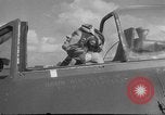 Standbild De Havilland Vampire Düsenflugzeuge Holland Niederlande, 1951, aus Sekunde 17 historischem Filmmaterial Videoclip 65675048595