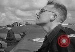 Standbild De Havilland Vampire Düsenflugzeuge Holland Niederlande, 1951, aus Sekunde 52 historischem Filmmaterial Videoclip 65675048595