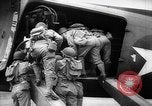Immagine di Stati Uniti airborne aviation ingegneri Teatro europeo, 1944, secondo 11 filmato di repertorio 65675048602
