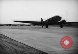 Immagine di Stati Uniti C 47 velivoli Teatro europeo, 1944, secondo 44 filmato di repertorio 65675048603