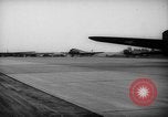 Immagine di Stati Uniti C 47 velivoli Teatro europeo, 1944, secondo 48 filmato di repertorio 65675048603
