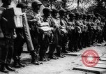 Standbild Alliierter Fallschirmjäger europäische Theater, 1944, aus Sekunde 4 historischem Filmmaterial Videoclip 65675048605