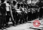 Standbild Alliierter Fallschirmjäger europäische Theater, 1944, aus Sekunde 10 historischem Filmmaterial Videoclip 65675048605