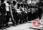 Standbild Alliierter Fallschirmjäger europäische Theater, 1944, aus Sekunde 11 historischem Filmmaterial Videoclip 65675048605