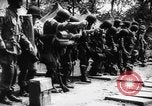 Standbild Alliierter Fallschirmjäger europäische Theater, 1944, aus Sekunde 46 historischem Filmmaterial Videoclip 65675048605