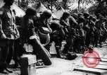 Standbild Alliierter Fallschirmjäger europäische Theater, 1944, aus Sekunde 48 historischem Filmmaterial Videoclip 65675048605