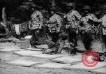 Standbild Alliierter Fallschirmjäger europäische Theater, 1944, aus Sekunde 51 historischem Filmmaterial Videoclip 65675048605