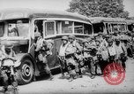 Immagine di Allied Airborne fanteria preparare per il D-Day Regno Unito, 1944, secondo 17 filmato di repertorio 65675048606