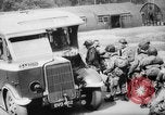 Immagine di Allied Airborne fanteria preparare per il D-Day Regno Unito, 1944, secondo 19 filmato di repertorio 65675048606
