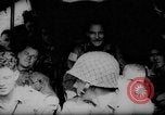 Immagine di Allied Airborne fanteria preparare per il D-Day Regno Unito, 1944, secondo 25 filmato di repertorio 65675048606
