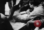 Immagine di Stati Uniti 101st aria di fanteria a carico Teatro europeo, 1944, secondo 4 filmato di repertorio 65675048607