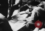 Immagine di Stati Uniti 101st aria di fanteria a carico Teatro europeo, 1944, secondo 8 filmato di repertorio 65675048607