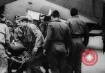 Immagine di Stati Uniti 101st aria di fanteria a carico Teatro europeo, 1944, secondo 24 filmato di repertorio 65675048607