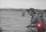 Immagine di Paracadutisti alleati Teatro europeo, 1944, secondo 34 filmato di repertorio 65675048609
