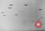 Standbild Alliierter Fallschirmjäger europäische Theater, 1944, aus Sekunde 33 historischem Filmmaterial Videoclip 65675048610