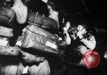 Standbild Alliierter Fallschirmjäger europäische Theater, 1944, aus Sekunde 55 historischem Filmmaterial Videoclip 65675048610