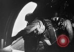 Standbild Alliierter Fallschirmjäger europäische Theater, 1944, aus Sekunde 62 historischem Filmmaterial Videoclip 65675048610