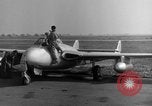 Image De Havilland DH-100 les avions à réaction Vampire Wiesbaden Allemagne, 1951, de la seconde 6 séquences d'archives historiques vidéo 65675048617