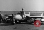 Image De Havilland DH-100 les avions à réaction Vampire Wiesbaden Allemagne, 1951, de la seconde 12 séquences d'archives historiques vidéo 65675048617