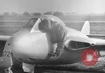Image De Havilland DH-100 les avions à réaction Vampire Wiesbaden Allemagne, 1951, de la seconde 29 séquences d'archives historiques vidéo 65675048617