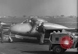 Image De Havilland DH-100 les avions à réaction Vampire Wiesbaden Allemagne, 1951, de la seconde 38 séquences d'archives historiques vidéo 65675048617