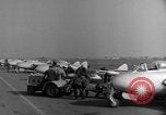 Image De Havilland DH-100 les avions à réaction Vampire Wiesbaden Allemagne, 1951, de la seconde 46 séquences d'archives historiques vidéo 65675048617