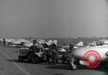 Image De Havilland DH-100 les avions à réaction Vampire Wiesbaden Allemagne, 1951, de la seconde 47 séquences d'archives historiques vidéo 65675048617