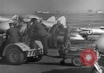 Image De Havilland DH-100 les avions à réaction Vampire Wiesbaden Allemagne, 1951, de la seconde 51 séquences d'archives historiques vidéo 65675048617
