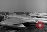Image L'Italien de Havilland DH-100 les avions à réaction Vampire Wiesbaden Allemagne, 1951, de la seconde 13 séquences d'archives historiques vidéo 65675048618