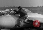 Image L'Italien de Havilland DH-100 les avions à réaction Vampire Wiesbaden Allemagne, 1951, de la seconde 36 séquences d'archives historiques vidéo 65675048618