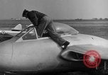 Image L'Italien de Havilland DH-100 les avions à réaction Vampire Wiesbaden Allemagne, 1951, de la seconde 39 séquences d'archives historiques vidéo 65675048618