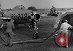 Standbild 86 Fighter-Bomber Flügel Wiesbaden Deutschland, 1951, aus Sekunde 21 historischem Filmmaterial Videoclip 65675048634
