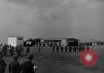 Standbild General Eisenhower Wiesbaden Deutschland, 1951, aus Sekunde 4 historischem Filmmaterial Videoclip 65675048636