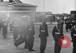 Standbild General Eisenhower Wiesbaden Deutschland, 1951, aus Sekunde 33 historischem Filmmaterial Videoclip 65675048636