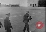 Standbild General Eisenhower Wiesbaden Deutschland, 1951, aus Sekunde 41 historischem Filmmaterial Videoclip 65675048636