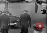 Standbild General Eisenhower Wiesbaden Deutschland, 1951, aus Sekunde 53 historischem Filmmaterial Videoclip 65675048636