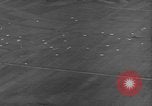 Standbild französische Fallschirmjäger Deutschland, 1951, aus Sekunde 37 historischem Filmmaterial Videoclip 65675048637