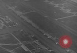 Standbild C-119 Flugzeugen Deutschland, 1951, aus Sekunde 5 historischem Filmmaterial Videoclip 65675048639