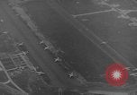 Standbild C-119 Flugzeugen Deutschland, 1951, aus Sekunde 8 historischem Filmmaterial Videoclip 65675048639