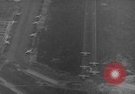 Standbild C-119 Flugzeugen Deutschland, 1951, aus Sekunde 15 historischem Filmmaterial Videoclip 65675048639