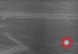 Standbild C-119 Flugzeugen Deutschland, 1951, aus Sekunde 23 historischem Filmmaterial Videoclip 65675048639