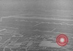 Standbild C-119 Flugzeugen Deutschland, 1951, aus Sekunde 53 historischem Filmmaterial Videoclip 65675048639