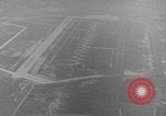 Standbild C-119 Flugzeugen Deutschland, 1951, aus Sekunde 22 historischem Filmmaterial Videoclip 65675048640