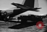 Standbild USA C 130-Flugzeugen Japan, 1958, aus Sekunde 8 historischem Filmmaterial Videoclip 65675048643