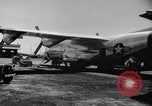 Standbild USA C 130-Flugzeugen Japan, 1958, aus Sekunde 16 historischem Filmmaterial Videoclip 65675048643