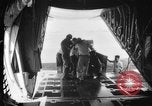 Standbild USA C 130-Flugzeugen Japan, 1958, aus Sekunde 17 historischem Filmmaterial Videoclip 65675048643