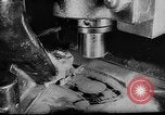Standbild Gießerei United States USA, 1945, aus Sekunde 40 historischem Filmmaterial Videoclip 65675048645