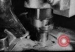 Standbild Gießerei United States USA, 1945, aus Sekunde 43 historischem Filmmaterial Videoclip 65675048645